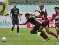 Pertandingan Persikabo 1973 Tanpa Dimas Drajad Melawan PSIS Semarang