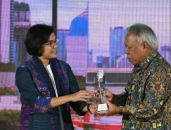 Pak Bas dan Sri Mulyani Merasa Kecewa dengan Keadaan Saat Ini, Loyalis Ganjar Mengkritik Praktik Nepotisme yang Tidak Terkendali