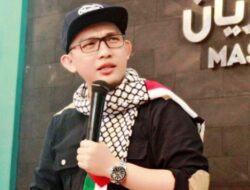 Perjuangan Palestina Harus Tetap Fokus, Ustaz Hilmi Firdausi Kritik Israel yang Licik