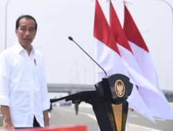 Presiden Jokowi Menginstruksikan Menteri Keuangan untuk Secepatnya Melunasi Utang Perum Bulog yang Mencapai Rp16 Triliun