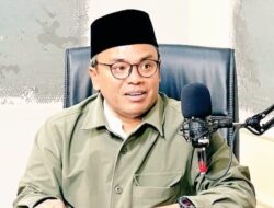 Islah Bahrawi Membicarakan Kedatangan Tiga Juta Ton Beras Impor dan Hasil Food Estate yang Menghabiskan Anggaran Triliunan kepada Indonesia