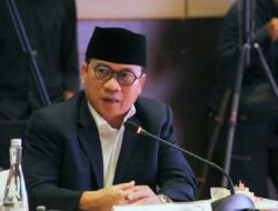 Waketum PAN Yandri Susanto Menolak Tudingan Zulhas Menistakan Agama, Hanya Mengingatkan Masyarakat Untuk Menghindari Fanatisme Berlebihan