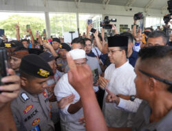 Anies Baswedan Deklarasikan Kemenangan Setelah Mendarat di Lombok