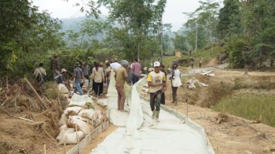 Peningkatan Produktivitas Petani Melalui Pengembangan Infrastruktur