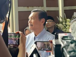 Luhut Pandjaitan Tetap Menghormati Rizal Ramli Meskipun Sering Berbeda Pendapat