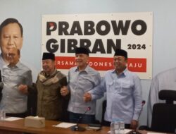 Pimpinan Pondok Pesantren Buntet Mendukung Prabowo-Gibran, Iwan Bule Optimis Jabar Akan Menang Telak!