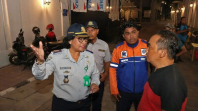 Dishub Turun Tangan, Kawasan Kota Lama Zona Eropa Dipenuhi Parkir Liar Setelah Baru Dibuka