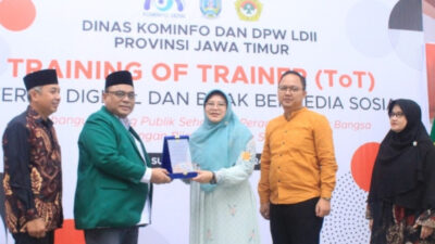 LDII dan Dinas Komunikasi dan Informatika Jawa Timur Memberikan Pelatihan Literasi Digital untuk Generasi Muda