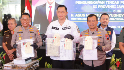 AHY’s Moment Surrounded by Generals Reveals Land Mafia Case Worth Rp 3.41 Trillion