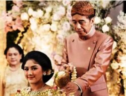 Jokowi Mencatat Istana Merdeka dan Bogor Dicium Aroma Kolonial, Namun Tetap Digunakan untuk Acara Keluarga, Jhon Sitorus Menegaskan Tidak Ada Malu Lagi