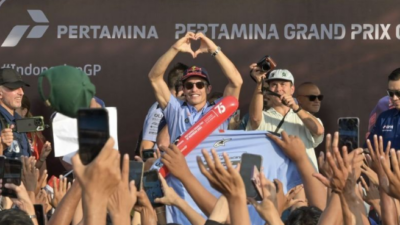 Sandiaga Optimistis Target 100.000 Wisatawan Datang ke MotoGP Mandalika 2024, Sukses Besar