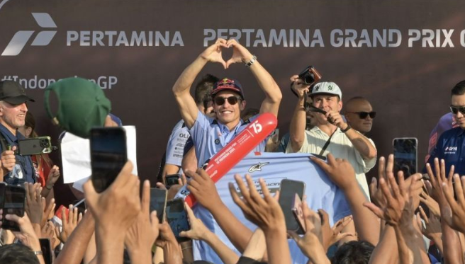 Sandiaga Optimistis Target 100.000 Wisatawan Datang ke MotoGP Mandalika 2024, Sukses Besar