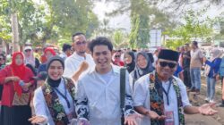 Cakra Khan Mendukung Pasanga Citra-Ino di KPU Pangandaran