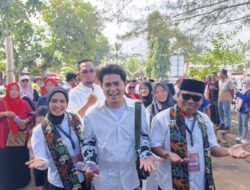 Cakra Khan Mendukung Pasanga Citra-Ino di KPU Pangandaran