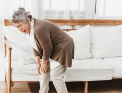 Penyebab dan Faktor Risiko Osteoporosis: Apa yang Perlu Anda Ketahui